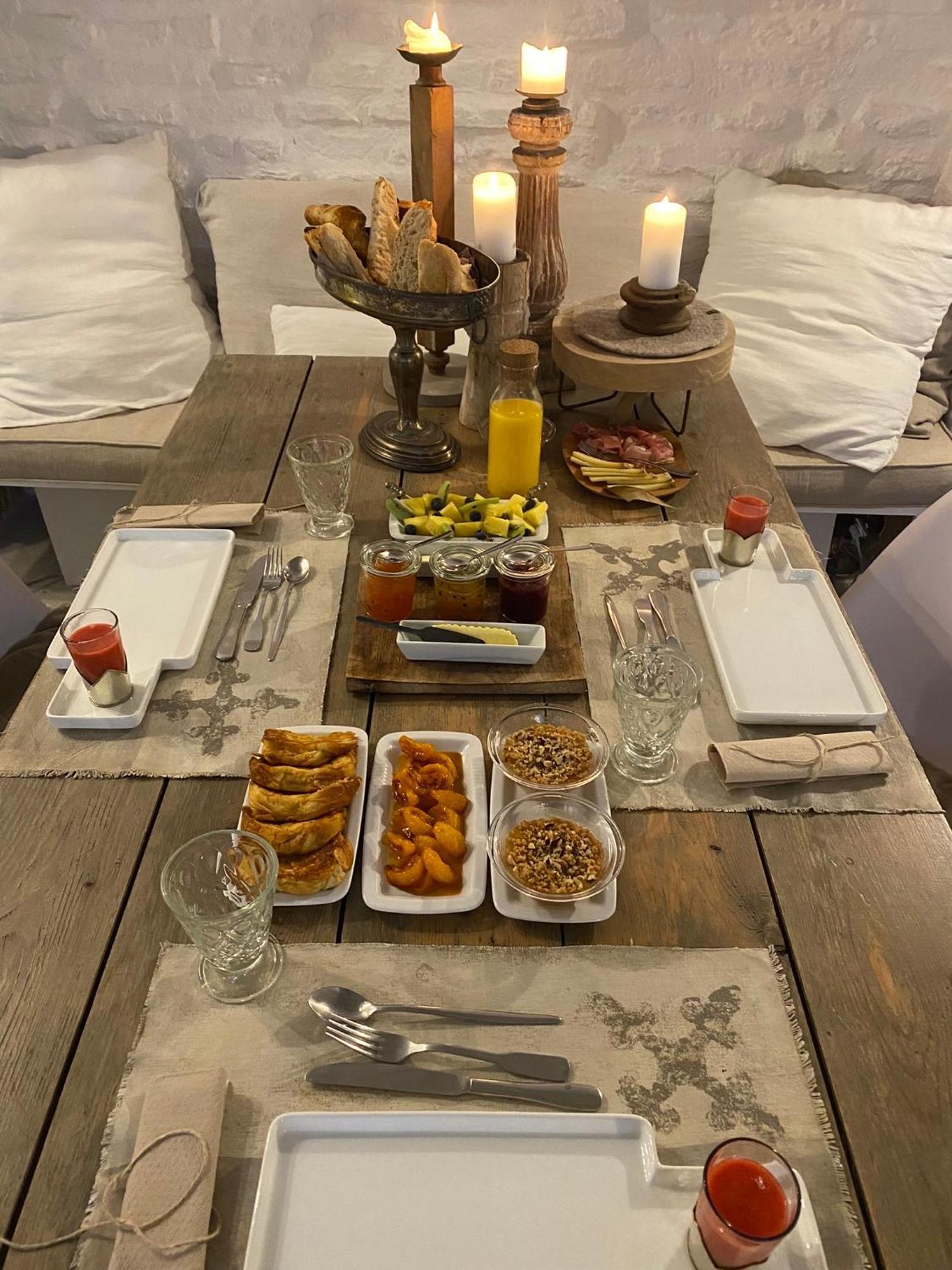 La Maison Sur La Place Penne-dʼAgenais Esterno foto